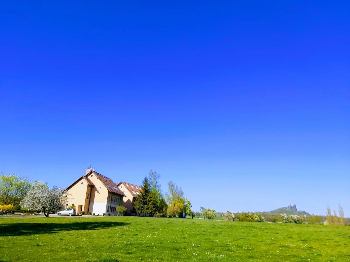 Resort Cesky Raj Troskovice ภายนอก รูปภาพ