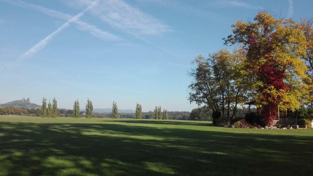 Resort Cesky Raj Troskovice ภายนอก รูปภาพ